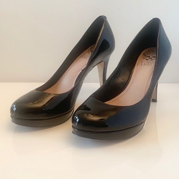 Vince Camuto - Picture 2 of 7